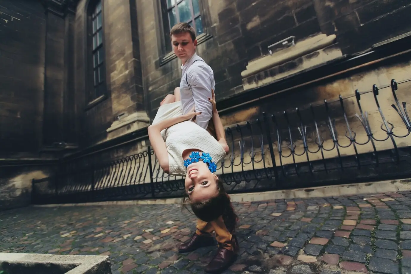 Modische Halskette, Spaziergang, sanftes Leben